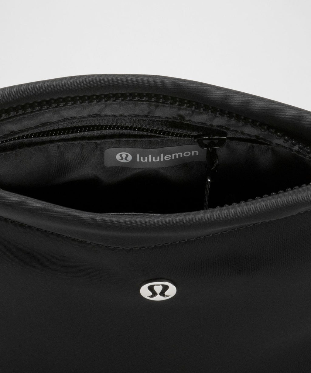 Convertible Pouch Mini 1L Black