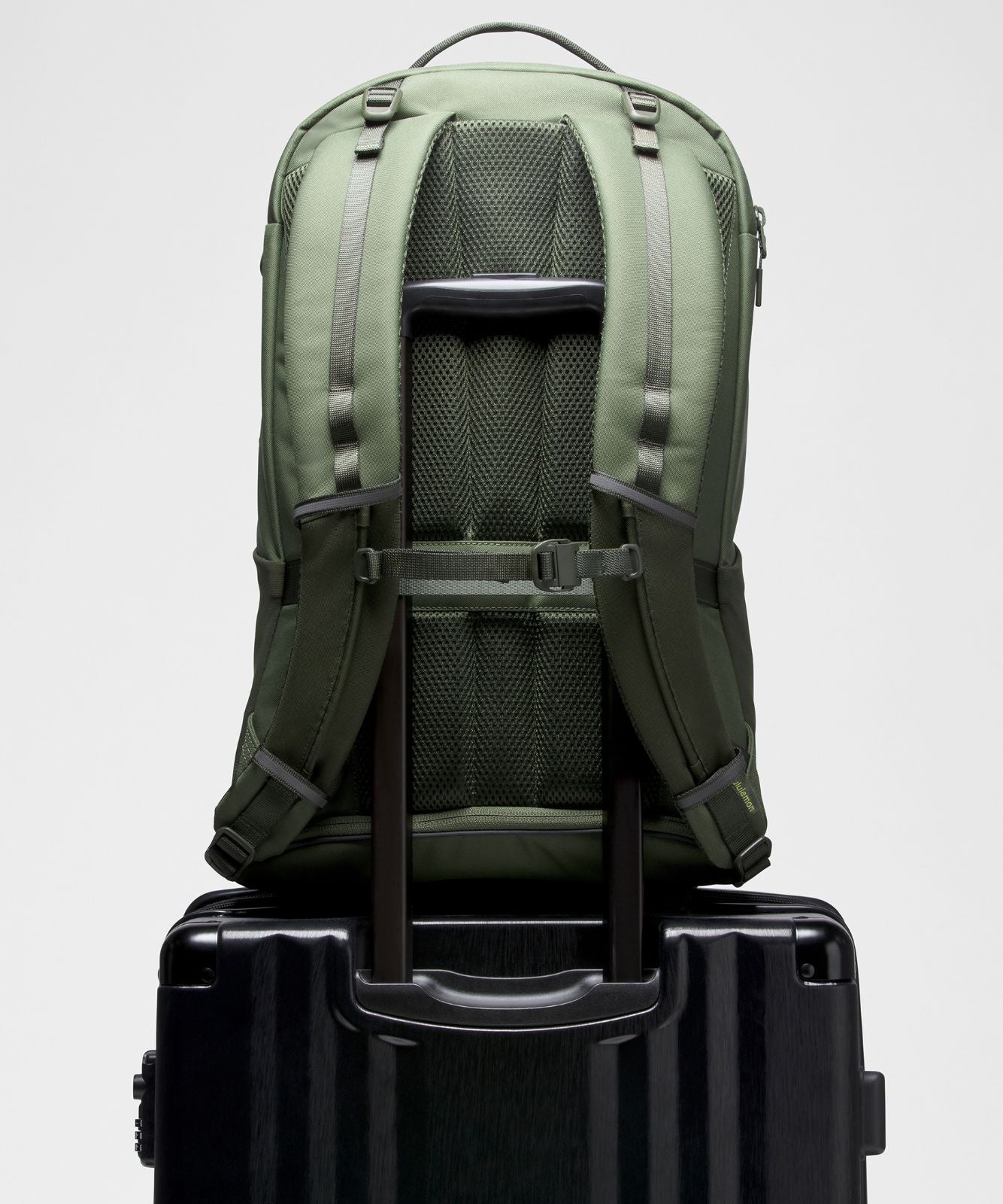 Scuba Backpack 32L *Paracord Sassy Sage/Deep Forest/Lime & Yours/Wacky Khaki