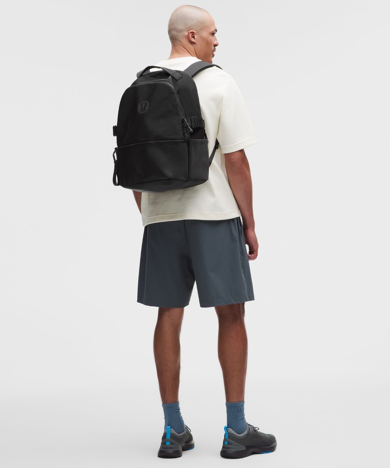 New Crew Backpack Large 30L Black