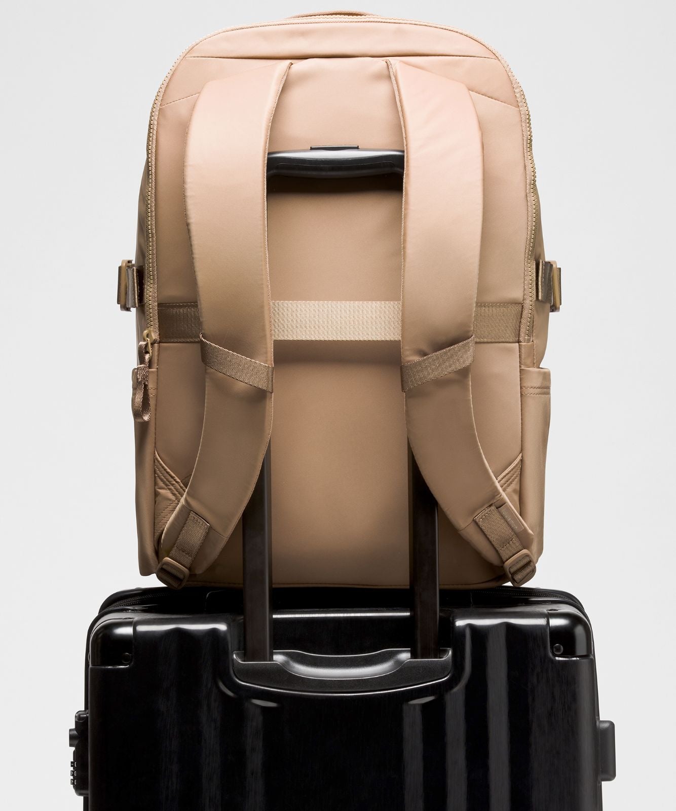 New Crew Backpack Large 30L Sand