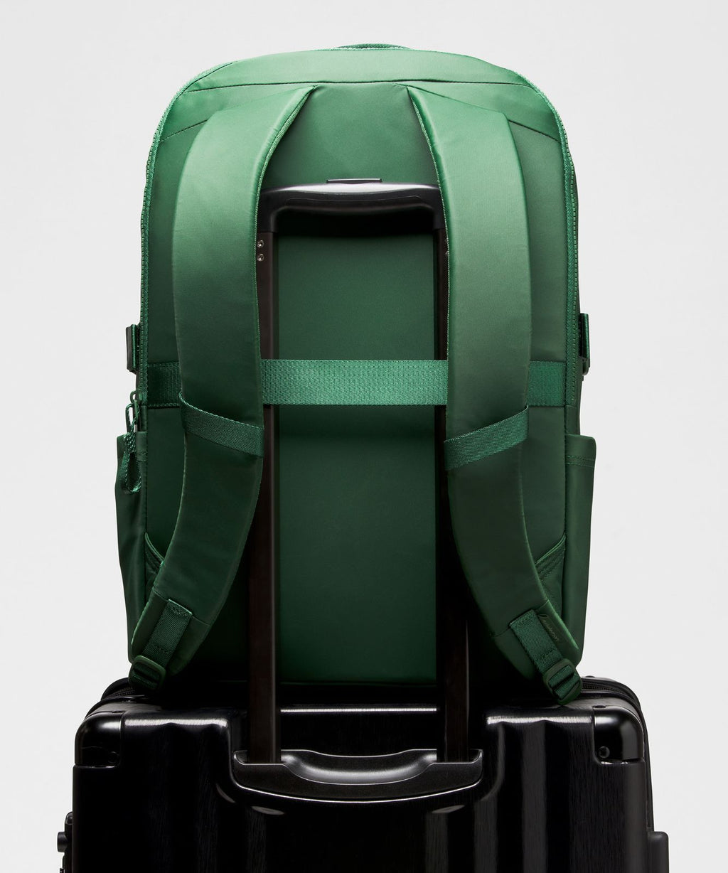 New Crew Backpack Large 30L Ivy Grove