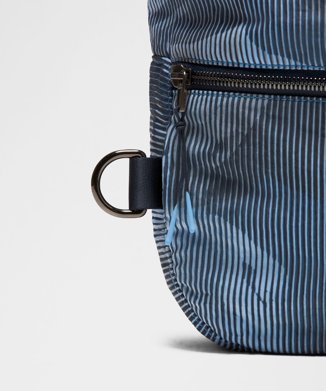 Rolltop Crossbody Bag 5.5L *SLNSH Collection True Navy