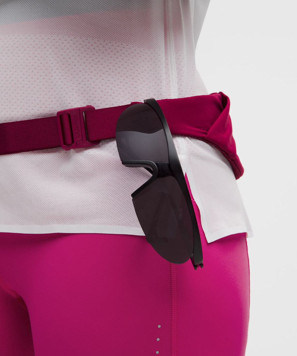 Fast and Free Distance Running Belt Raspberry Rave/Flamingo Fun Tone