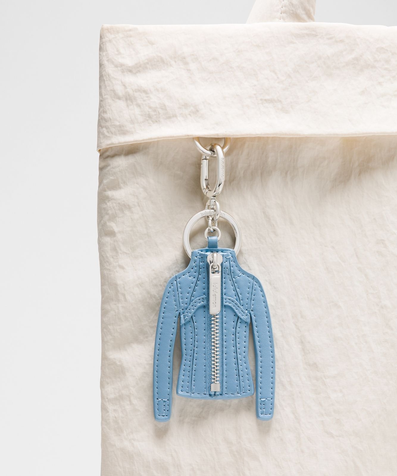 Define Jacket Keychain Dreamy Blue/Silver