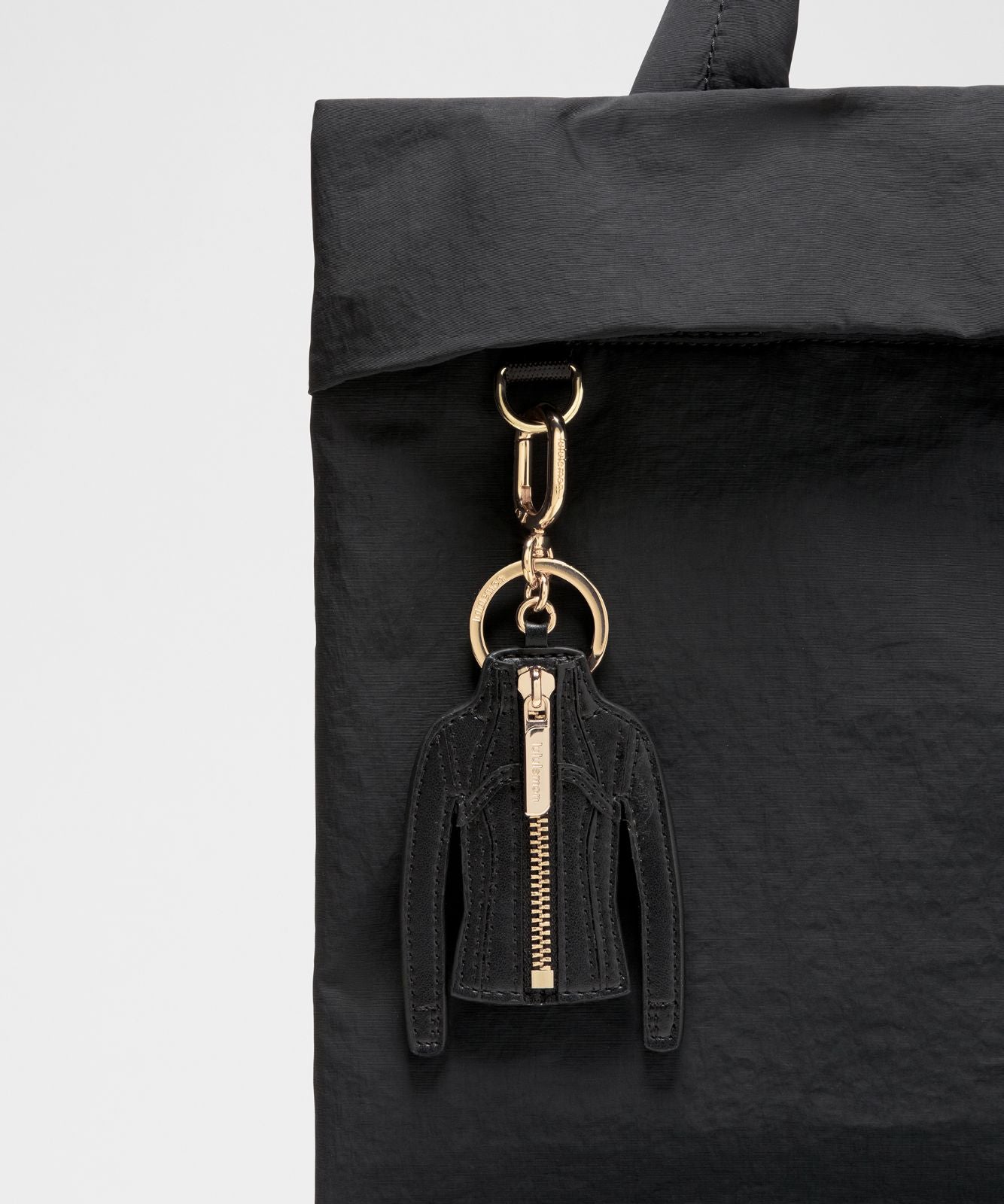 Define Jacket Keychain Black/Gold