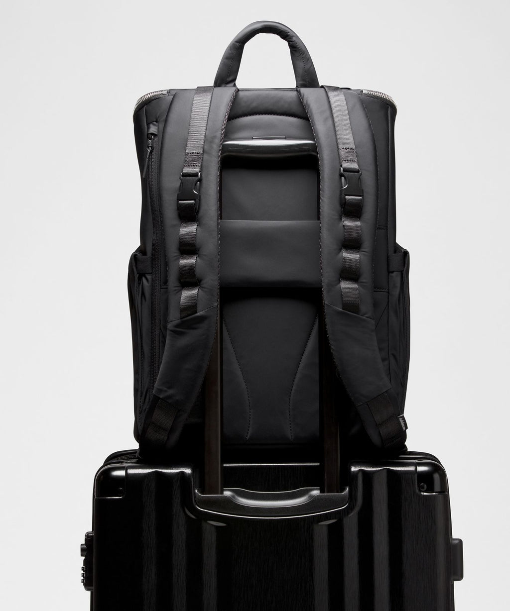 New Parent Backpack 22L Black/Silver