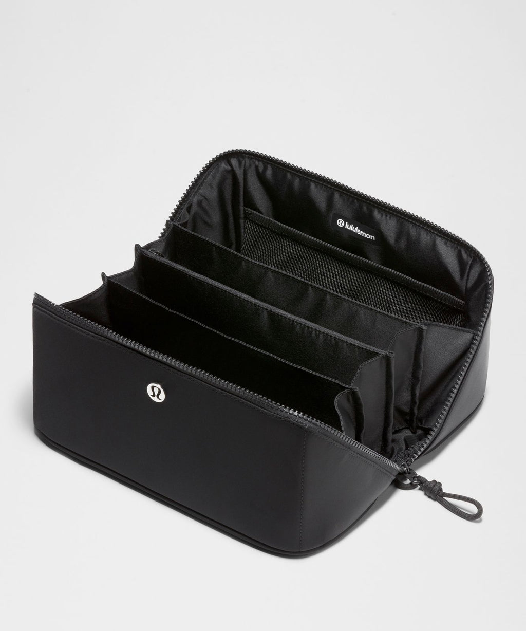 Open-Flat Toiletry Bag Black/Silver