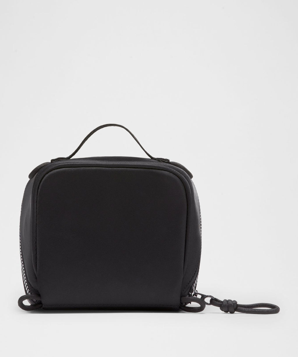 Open-Flat Toiletry Bag Small Black/Silver