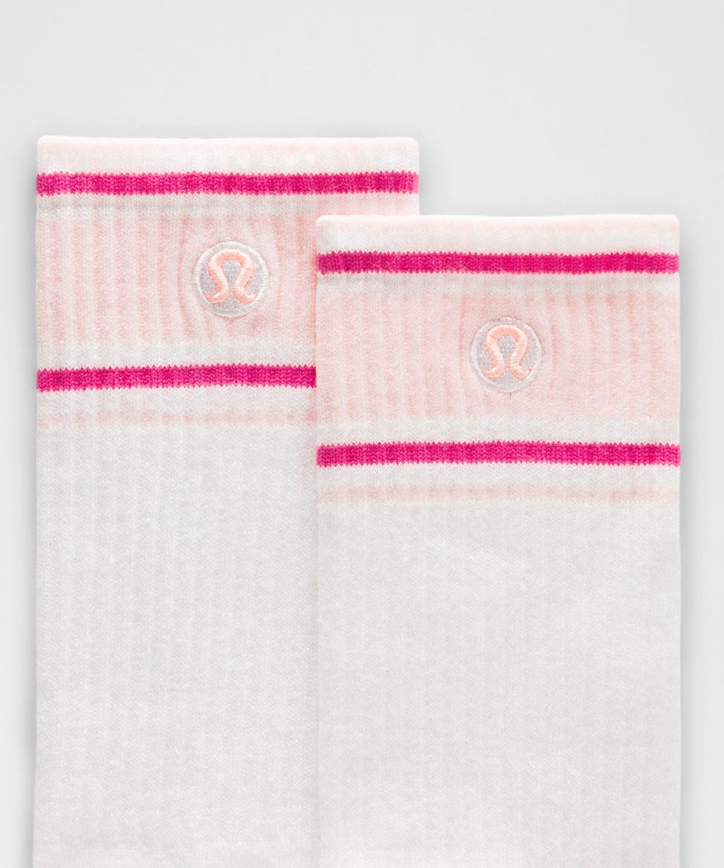 Unisex Daily Essential Crew Socks *Retro Stripe White/Pink Pearl/Flamingo Fun Tone