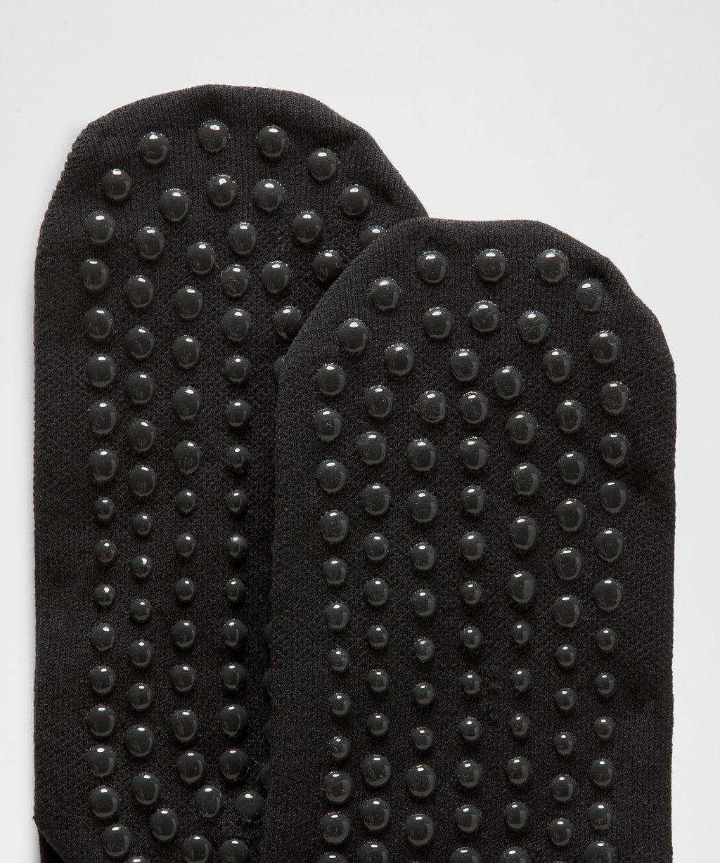 Unisex Find Your Balance Grip Quarter Socks Black