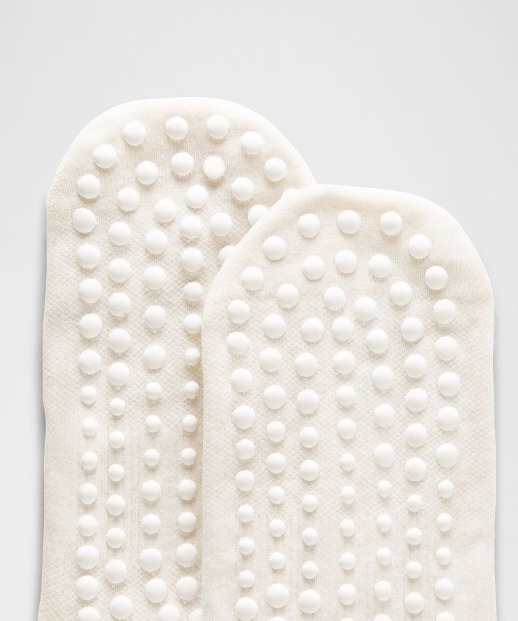 Unisex Find Your Balance Grip Quarter Socks Light Ivory