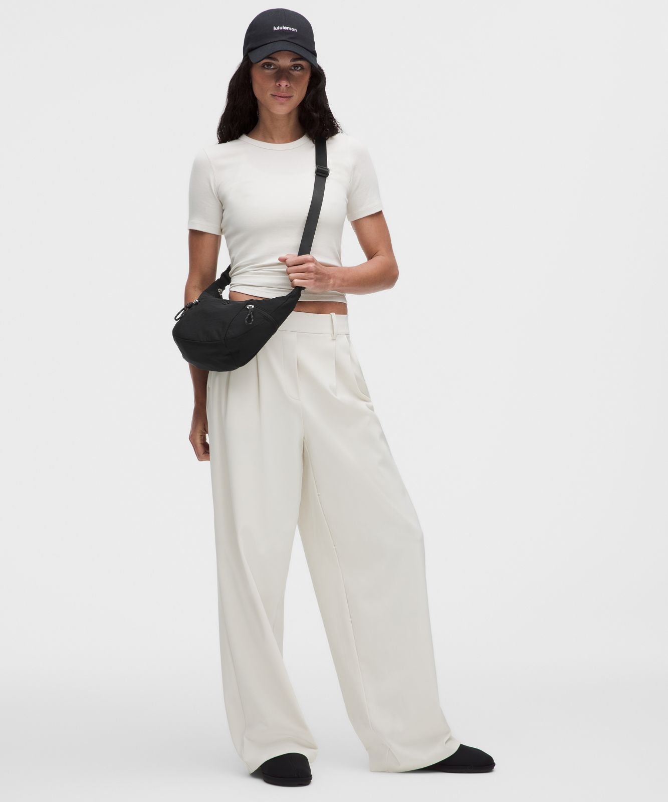 Small Slouchy Sling Bag 3L Black