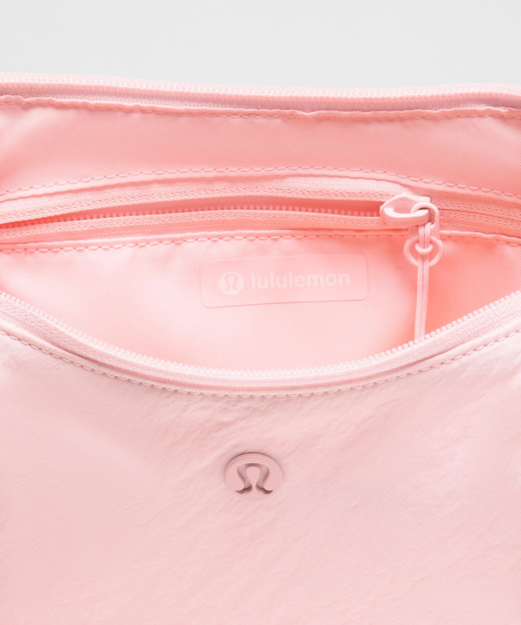 Small Slouchy Sling Bag 3L Pink Pearl