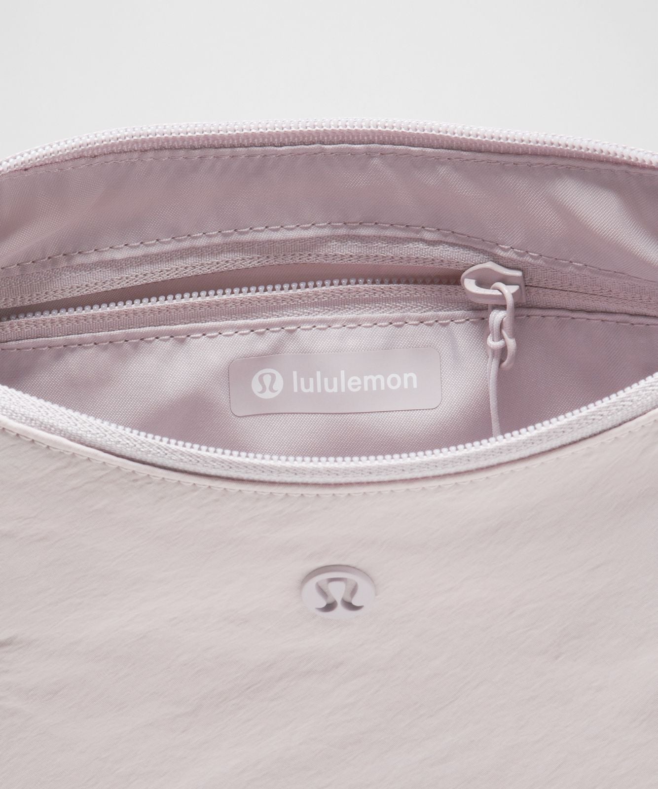 Small Slouchy Sling Bag 3L Icy Taupe