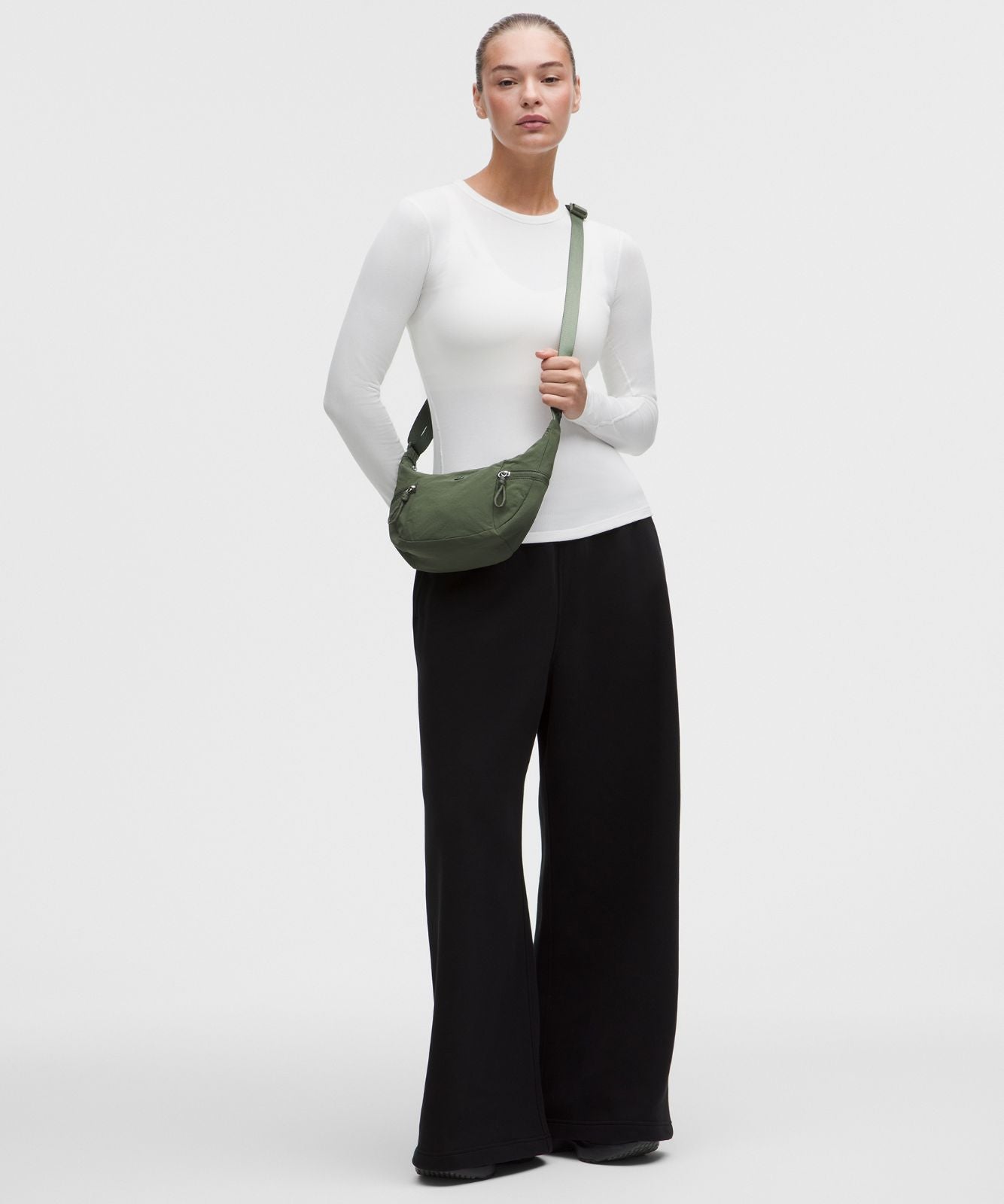 Small Slouchy Sling Bag 3L Sassy Sage