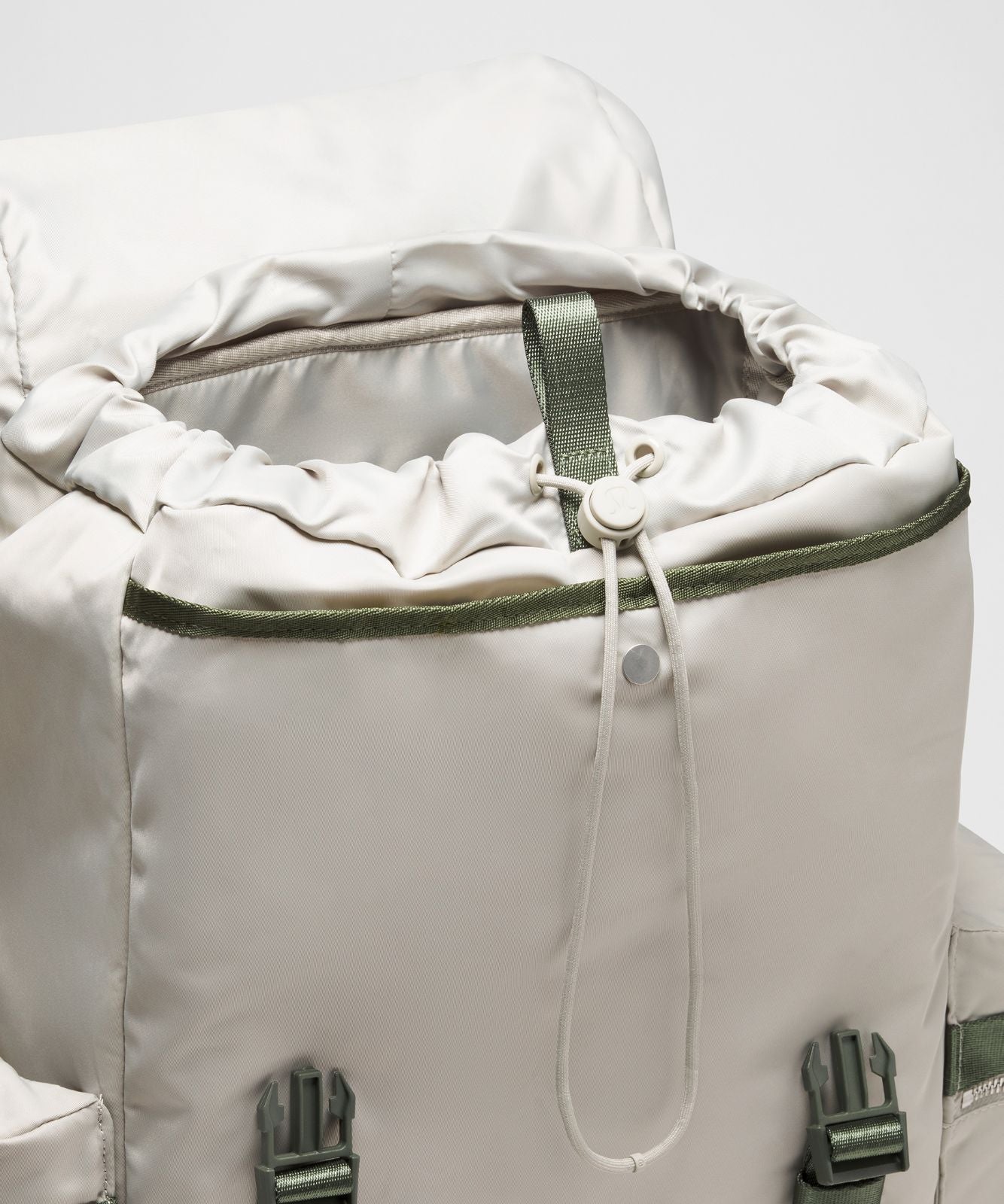 Wunderlust Backpack 25L Hailstone Grey/Sassy Sage/Silver