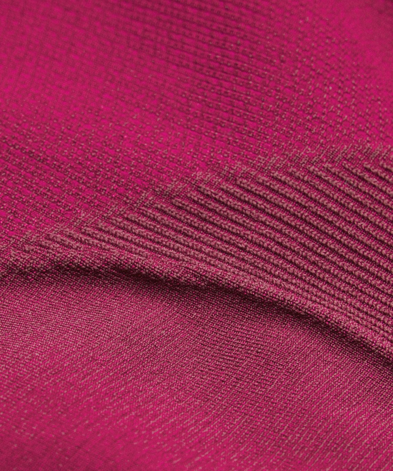 Get Low Cross-Back Training Tank Top *Light Support, B/C Cup Raspberry Rave/Berry Red