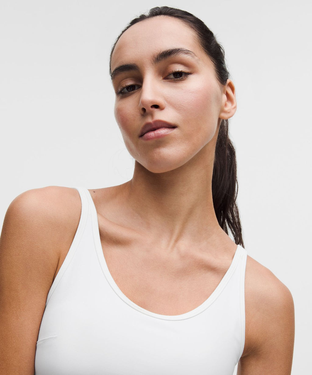 Scoop-Neck Cutout Tennis Tank Top *Medium Support, B/C Cup White/White