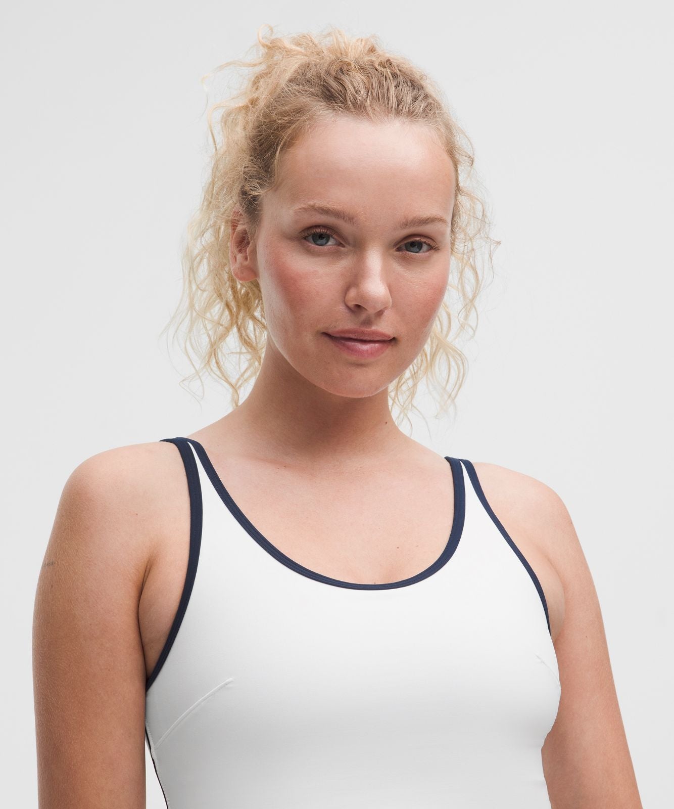 Scoop-Neck Cutout Tennis Tank Top *Medium Support, B/C Cup White/Club Blue