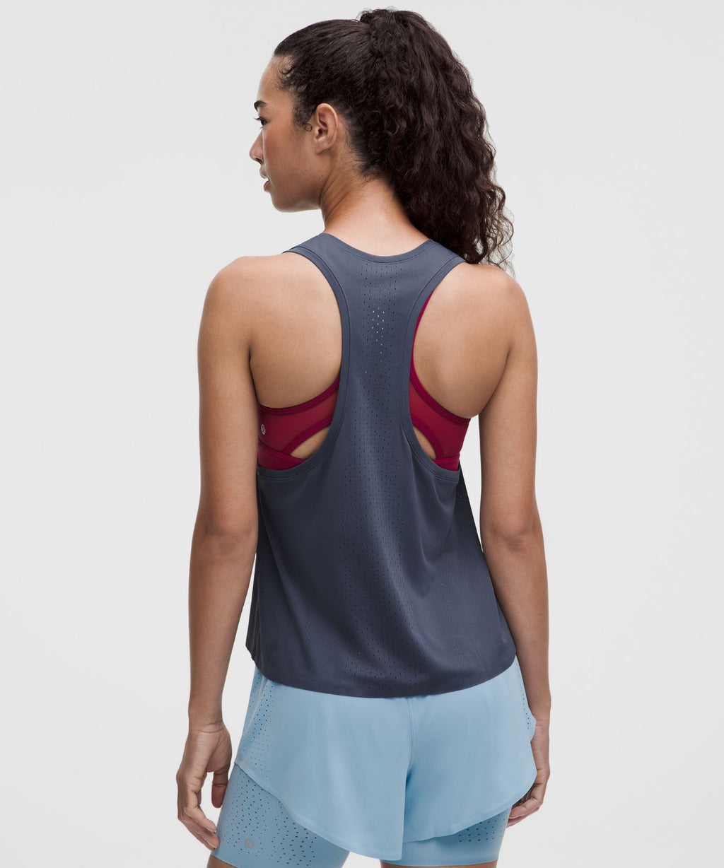 Women's Fast and Free Singlet Dusty Diamond