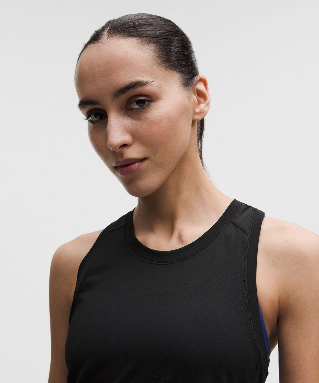 Fast and Free Singlet *Perforated Stripe Black