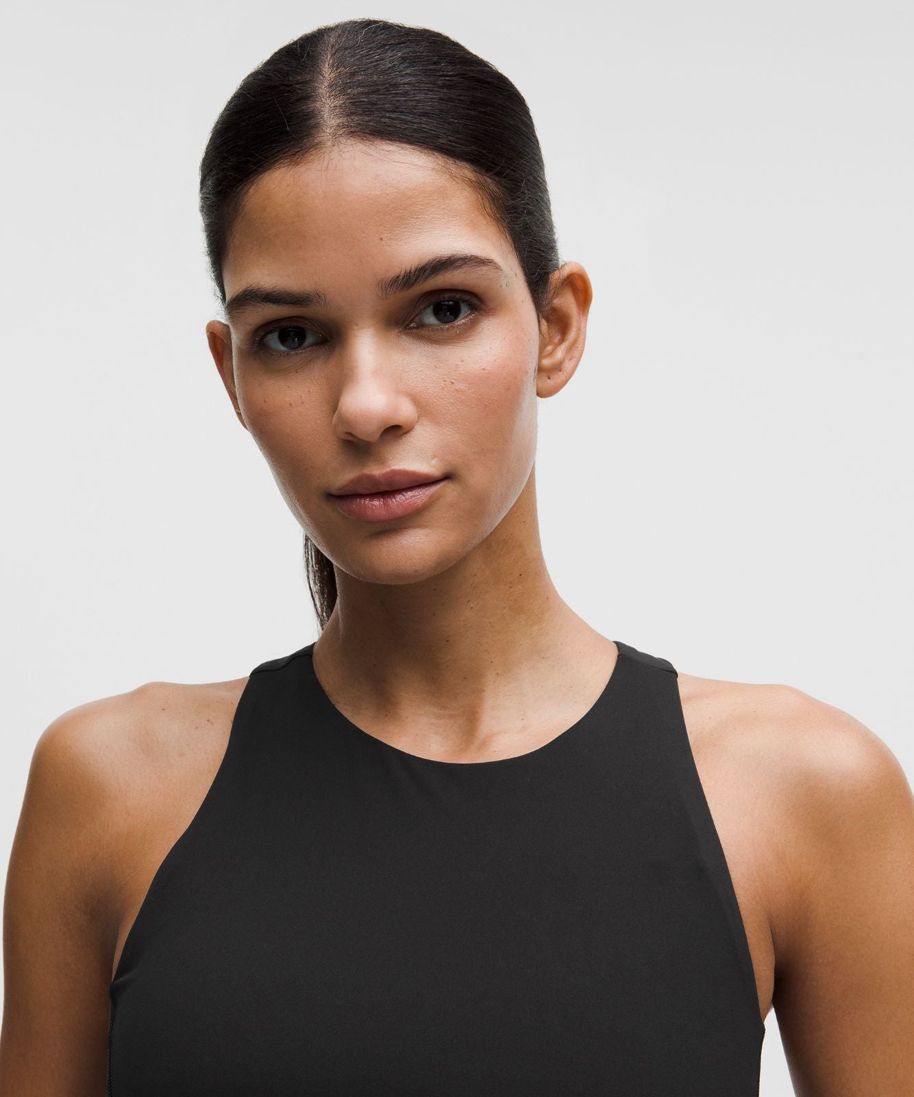 Swift Speed Cropped Tank Top *B/C Cup Black