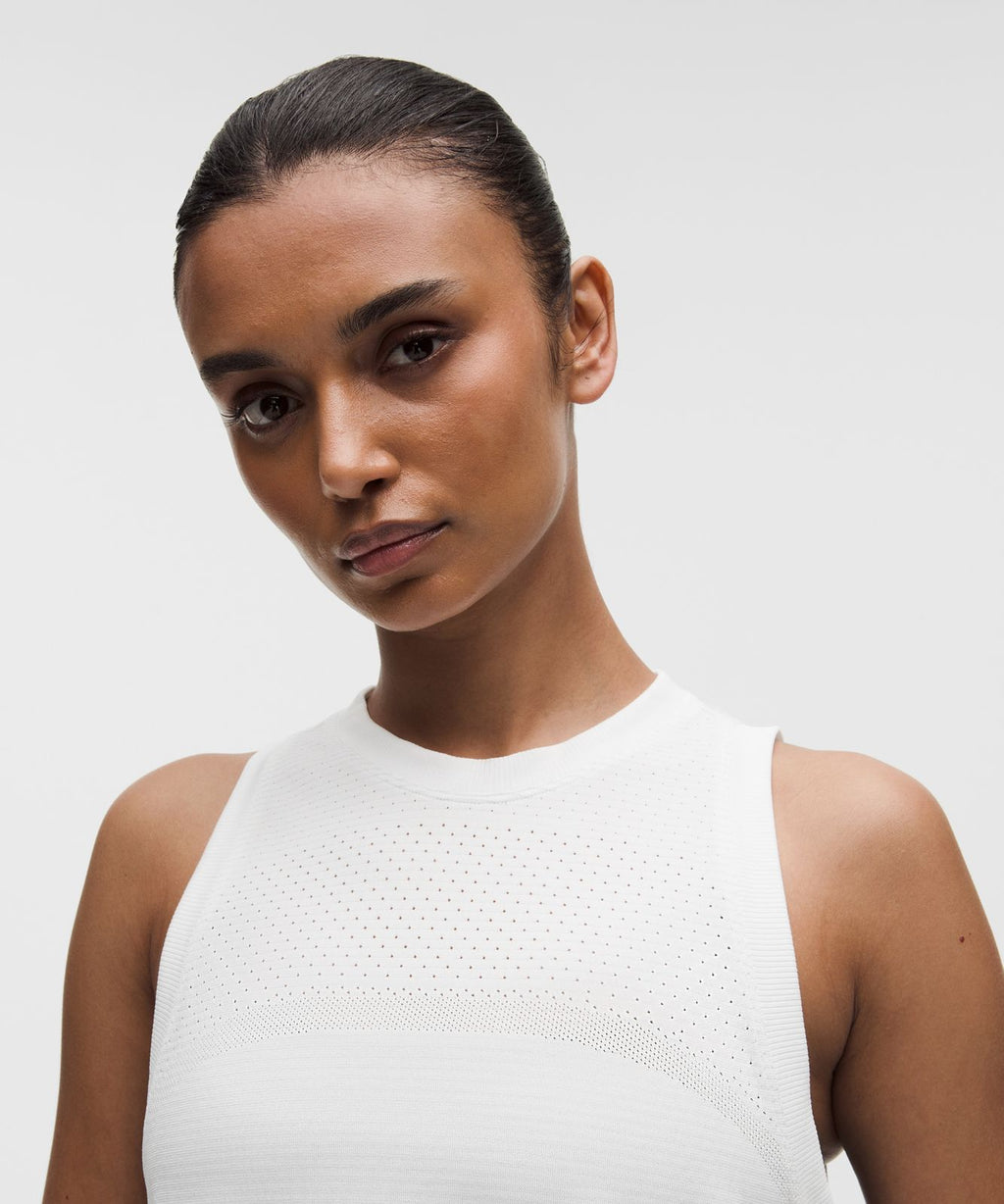 Swiftly Relaxed Tank Top Hip Length *Logo White
