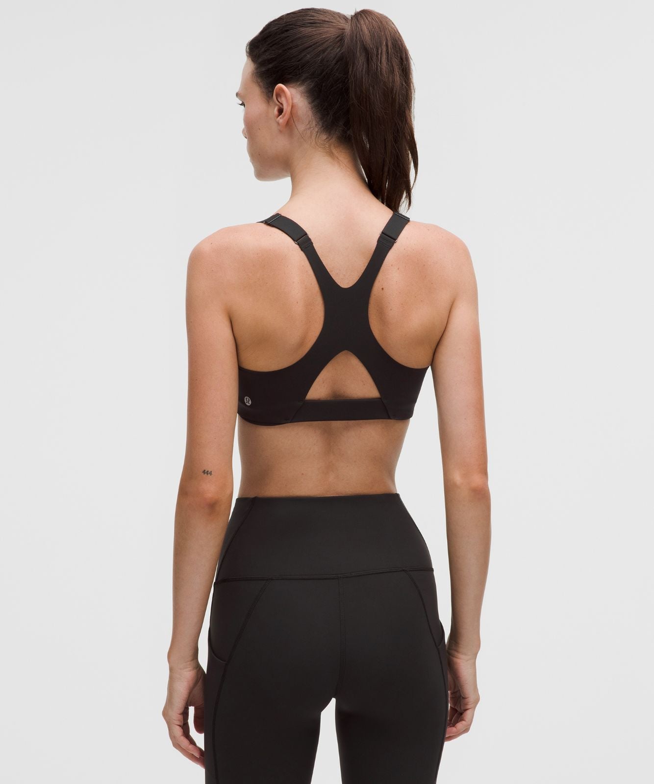 Ultralu Square-Neck Workout Bra *Medium Support, B/C Cup Black