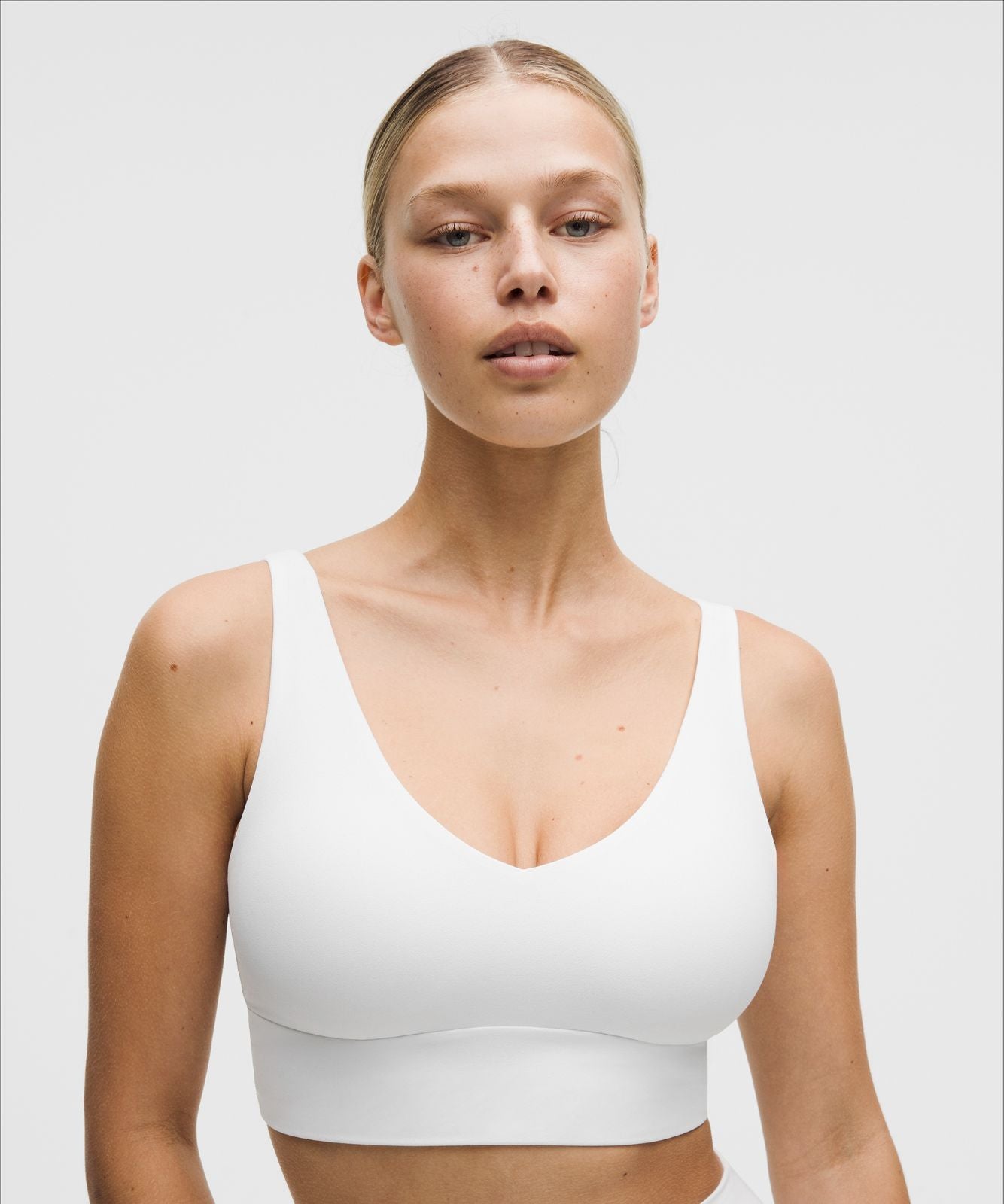 lululemon Focuser V-Neck Bra *Light Support, C/D Cup White