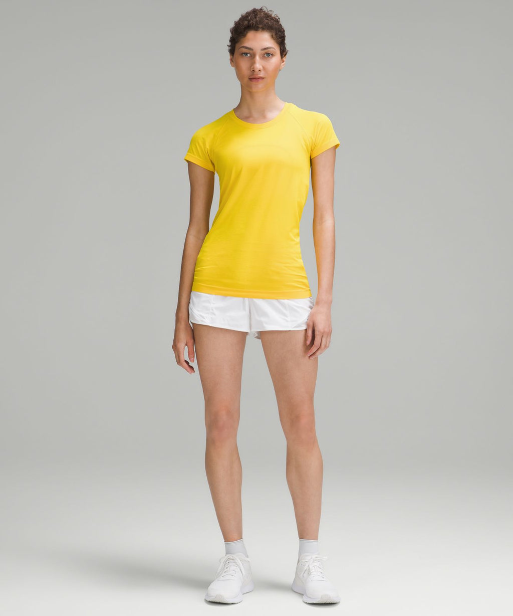 Swiftly Tech Short-Sleeve Shirt 2.0 *Hip Length Maize Yellow/Maize Yellow