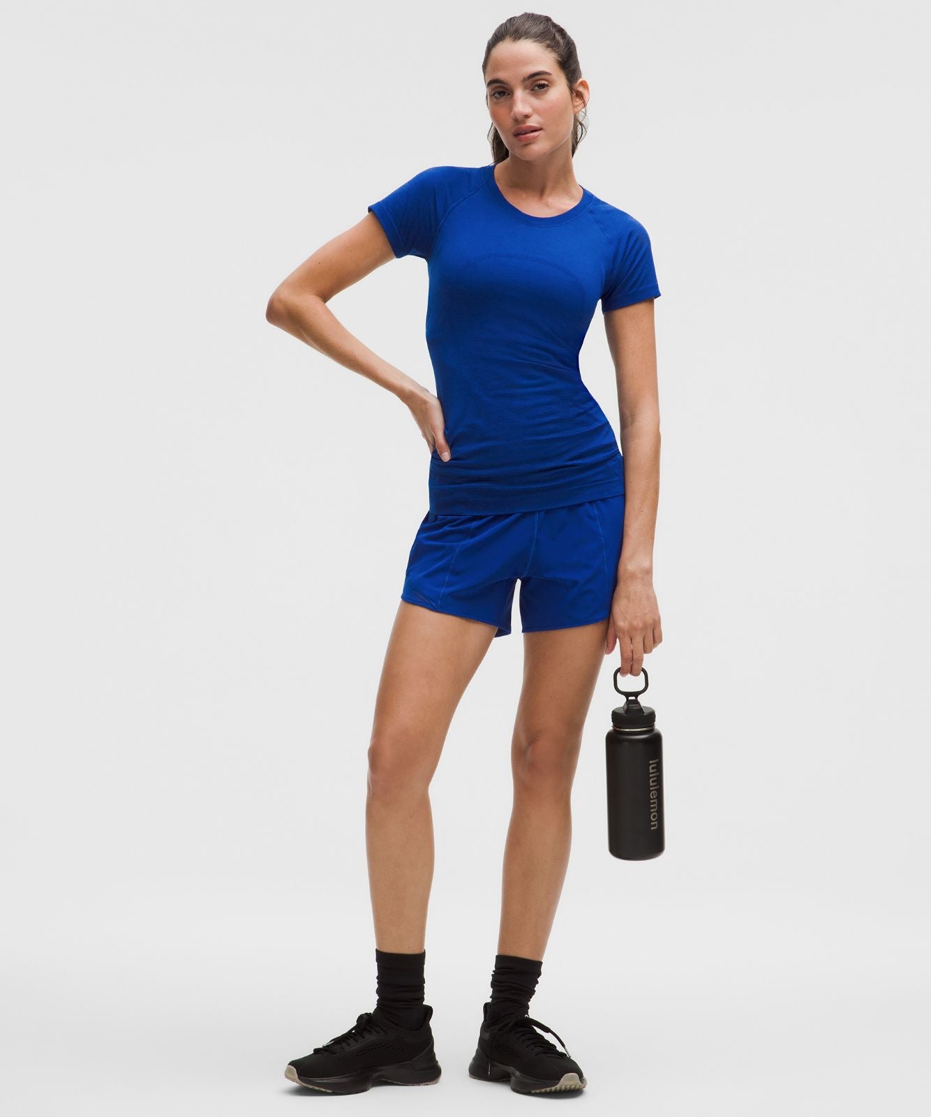 Swiftly Tech Short-Sleeve Shirt 2.0 *Hip Length Riverside/Riverside