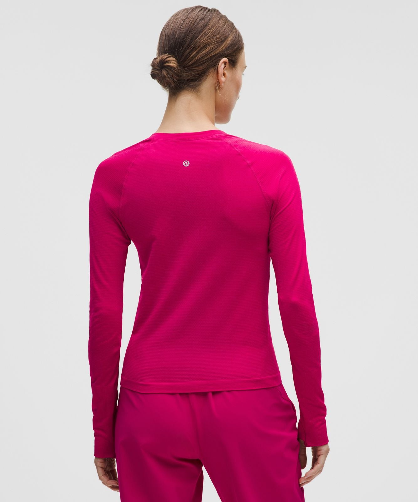 Swiftly Tech Long-Sleeve Shirt 2.0 *Waist Length Calypso Pink/Calypso Pink