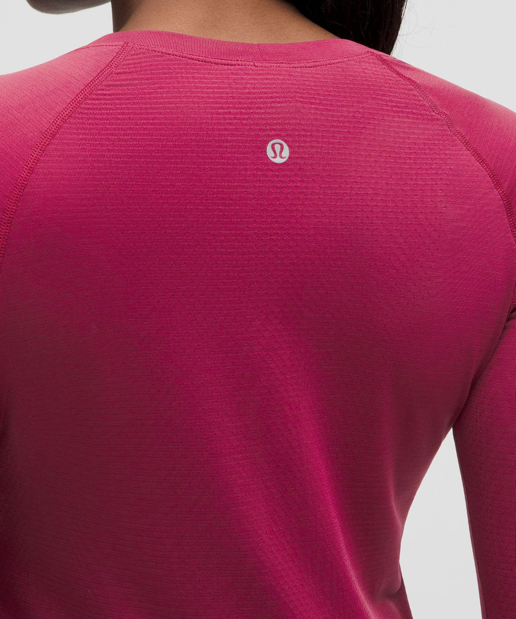 Swiftly Tech Long-Sleeve Shirt 2.0 *Waist Length Magenta Smoke/Magenta Smoke