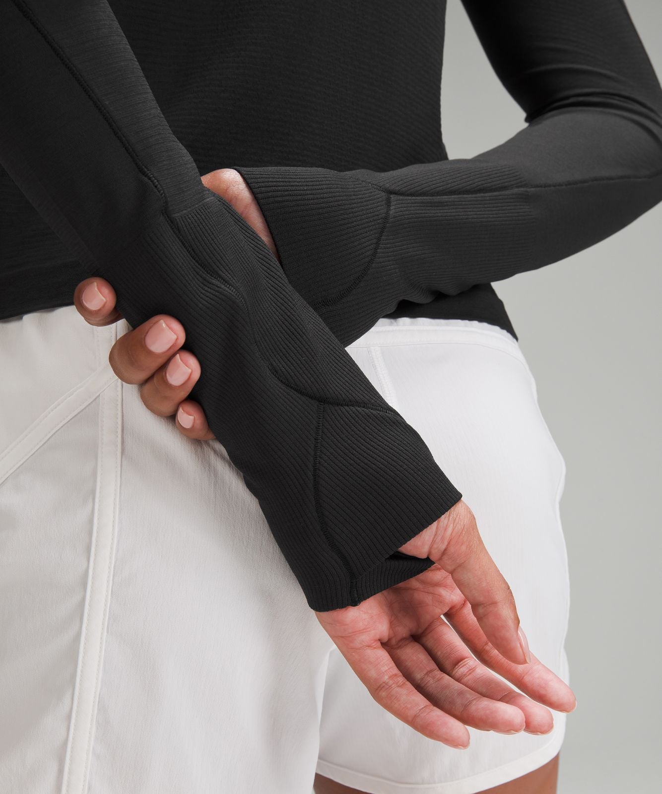 Swiftly Tech Long-Sleeve Shirt 2.0 *Waist Length Black/Black