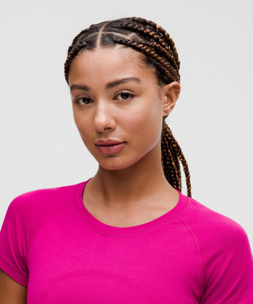 Swiftly Tech Short-Sleeve Shirt 2.0 *Waist Length Ripened Raspberry/Ripened Raspberry