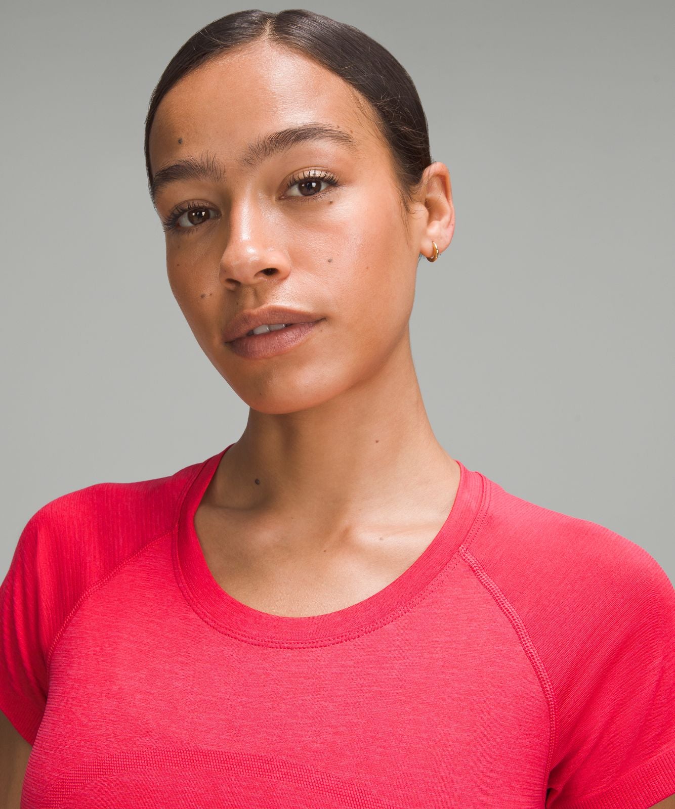 Swiftly Tech Short-Sleeve Shirt 2.0 *Waist Length Cherry Mist/Cherry Mist