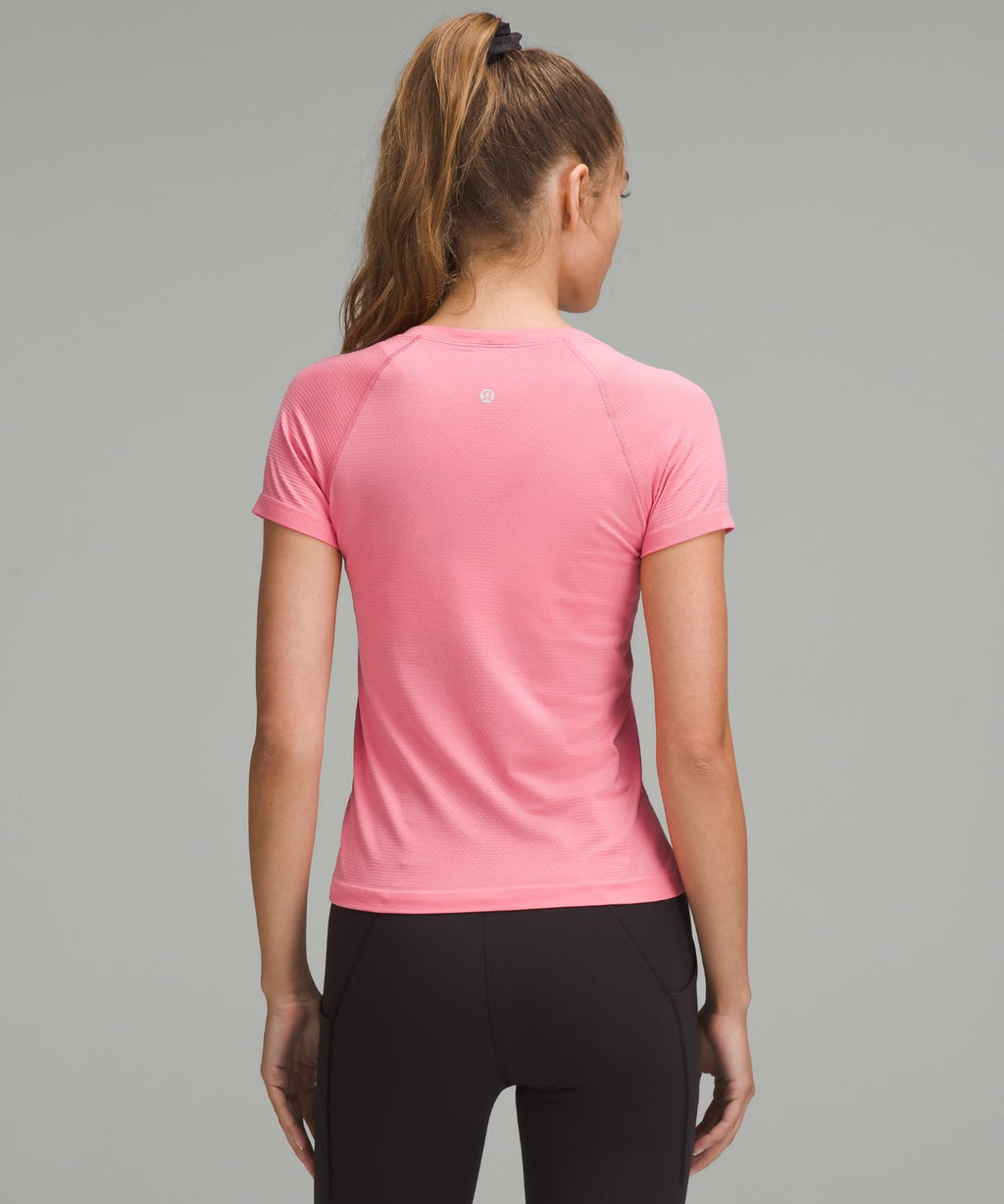 Swiftly Tech Short-Sleeve Shirt 2.0 *Waist Length Sakura Pink/Sakura Pink