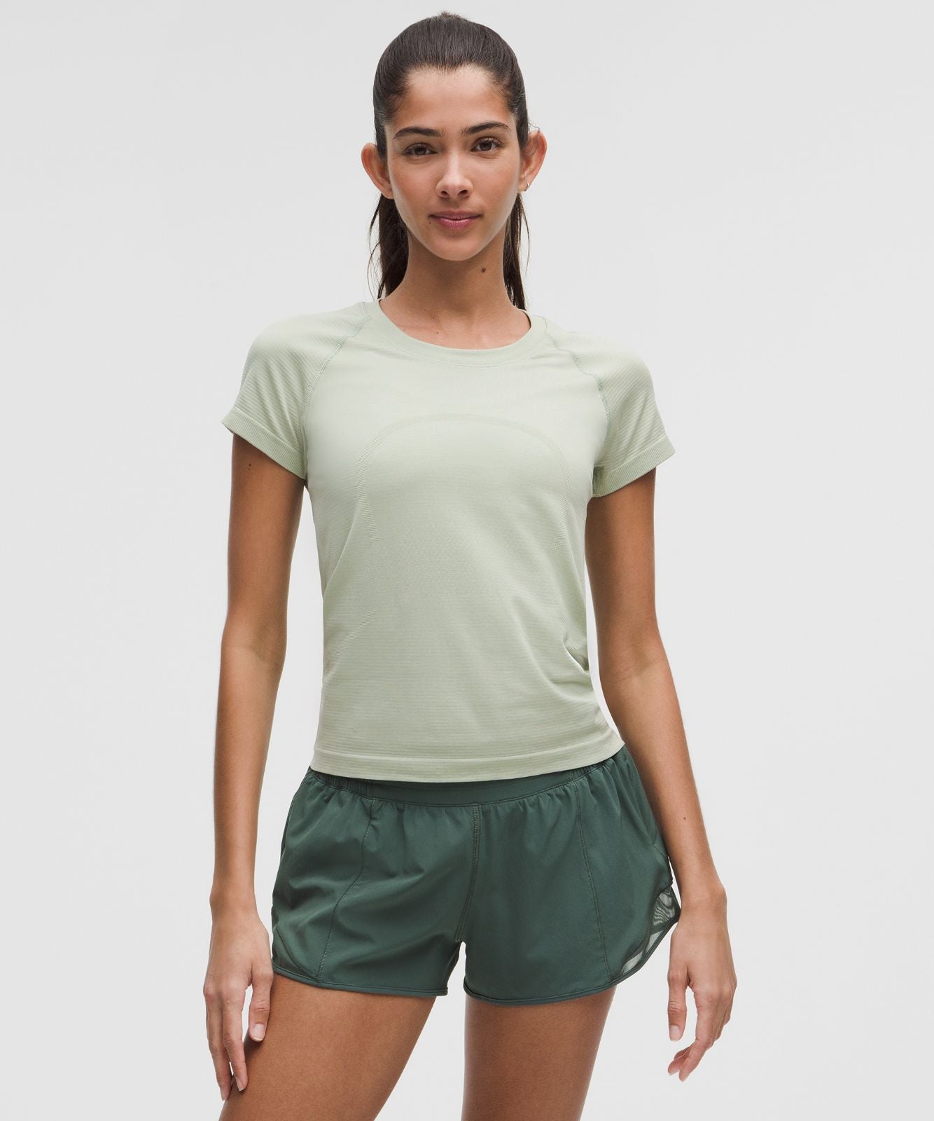 Swiftly Tech Short-Sleeve Shirt 2.0 *Waist Length Fog Green/Fog Green