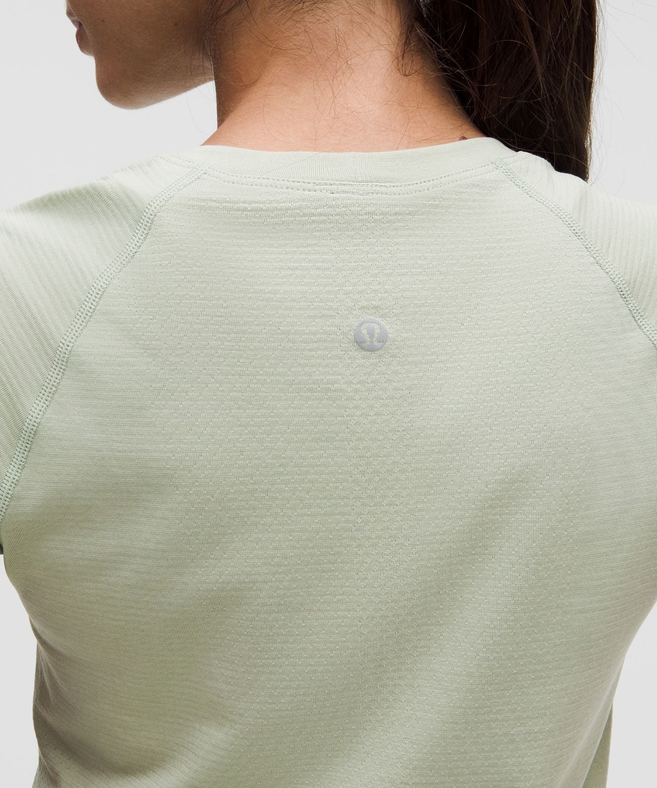Swiftly Tech Short-Sleeve Shirt 2.0 *Waist Length Fog Green/Fog Green