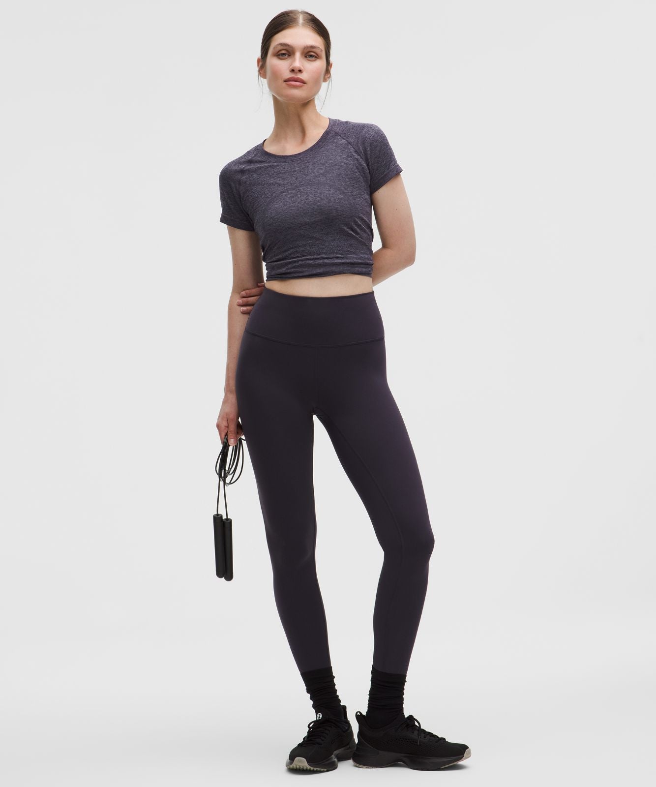 Swiftly Tech Short-Sleeve Shirt 2.0 *Waist Length Grape Mist/Atmospheric Purple