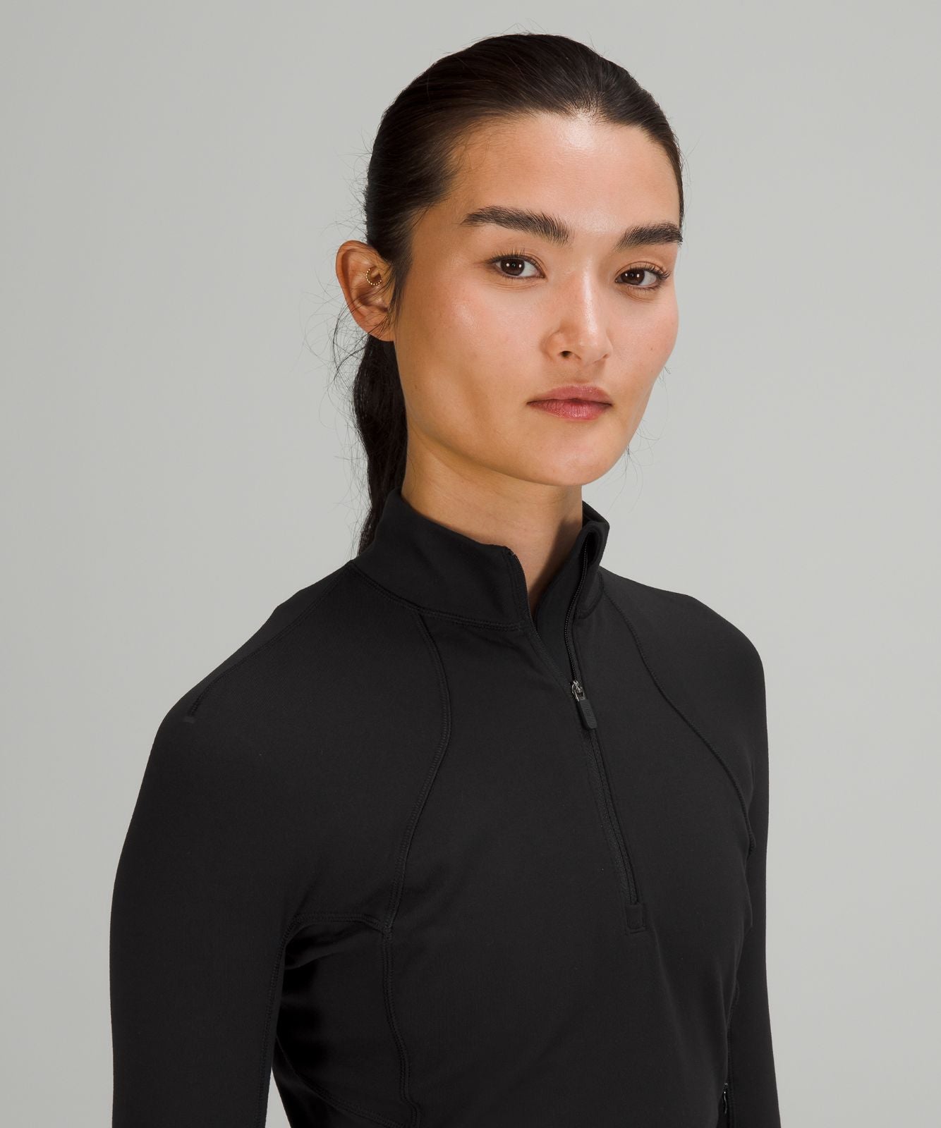 It's Rulu Cropped Half Zip Black