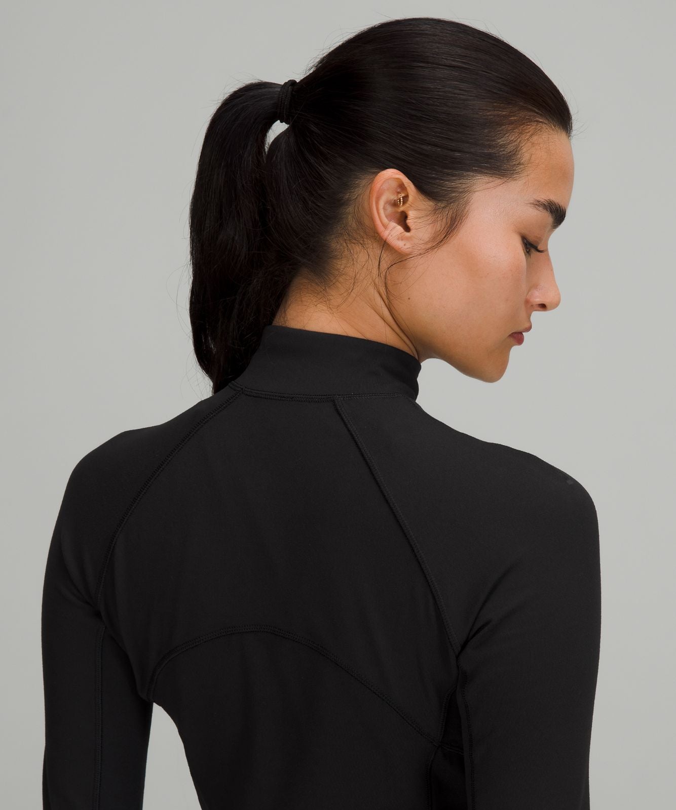 It's Rulu Cropped Half Zip Black
