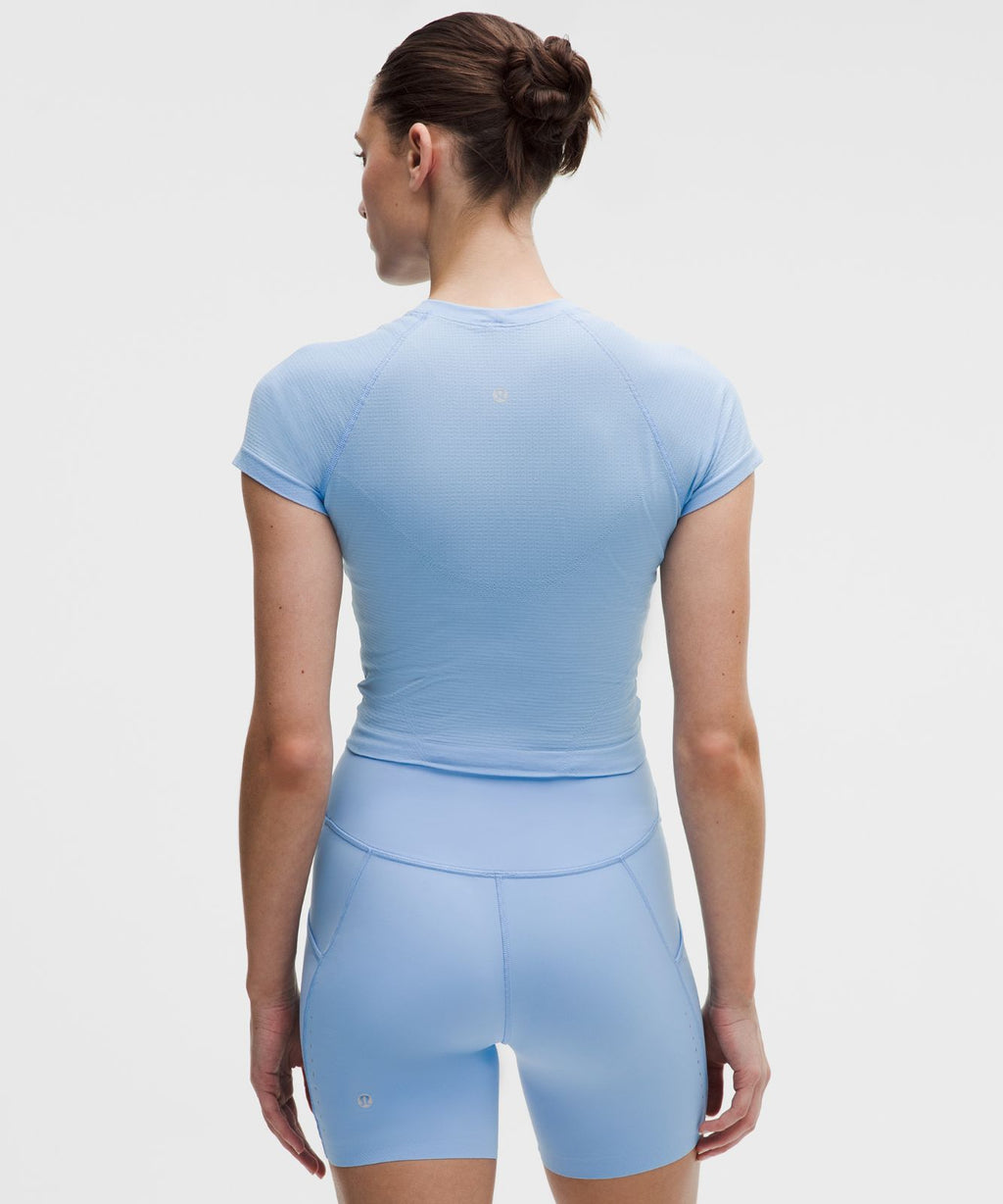 Swiftly Tech Cropped Short-Sleeve Shirt 2.0 Sinatra Blue/Sinatra Blue