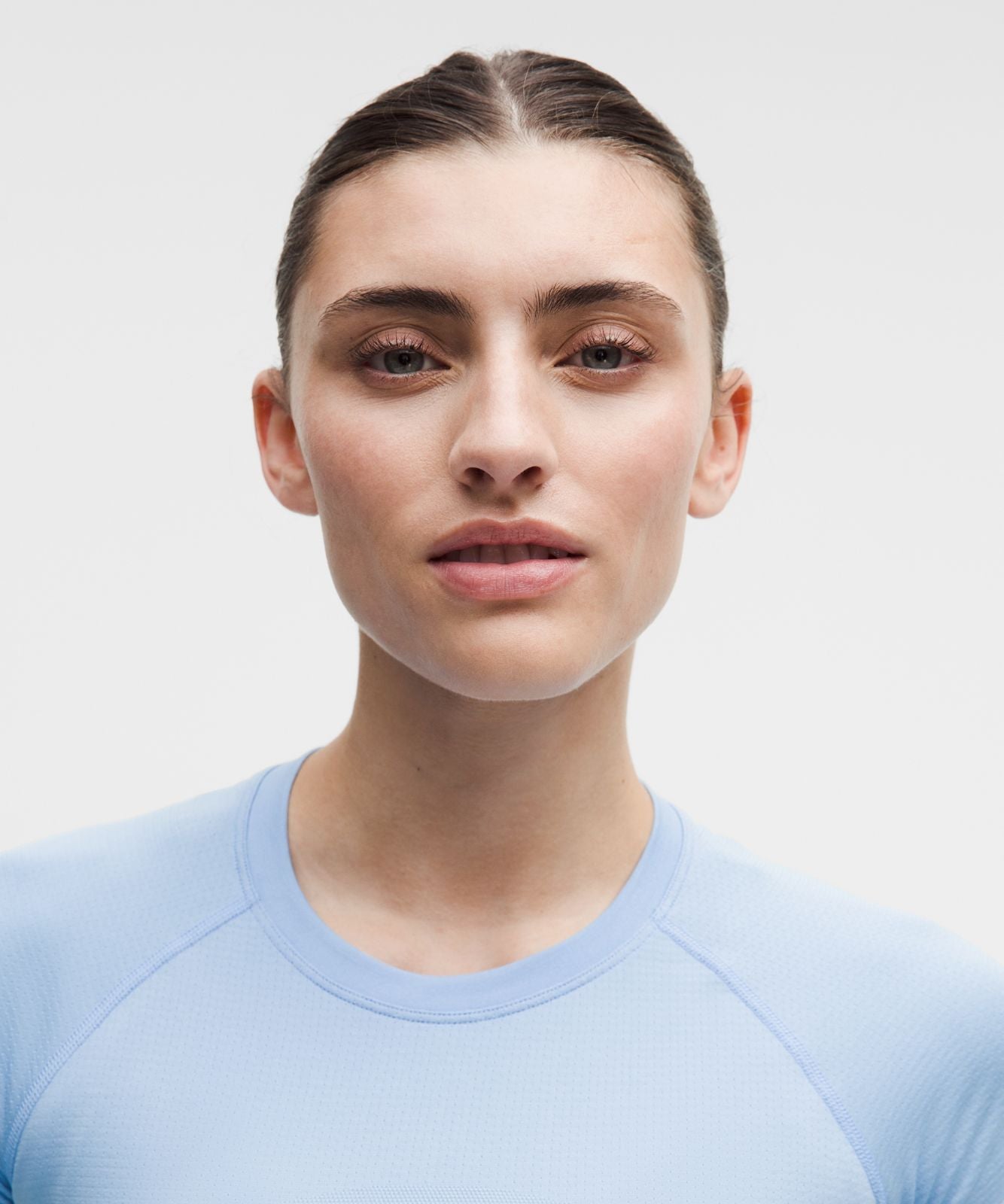 Swiftly Tech Cropped Short-Sleeve Shirt 2.0 Sinatra Blue/Sinatra Blue