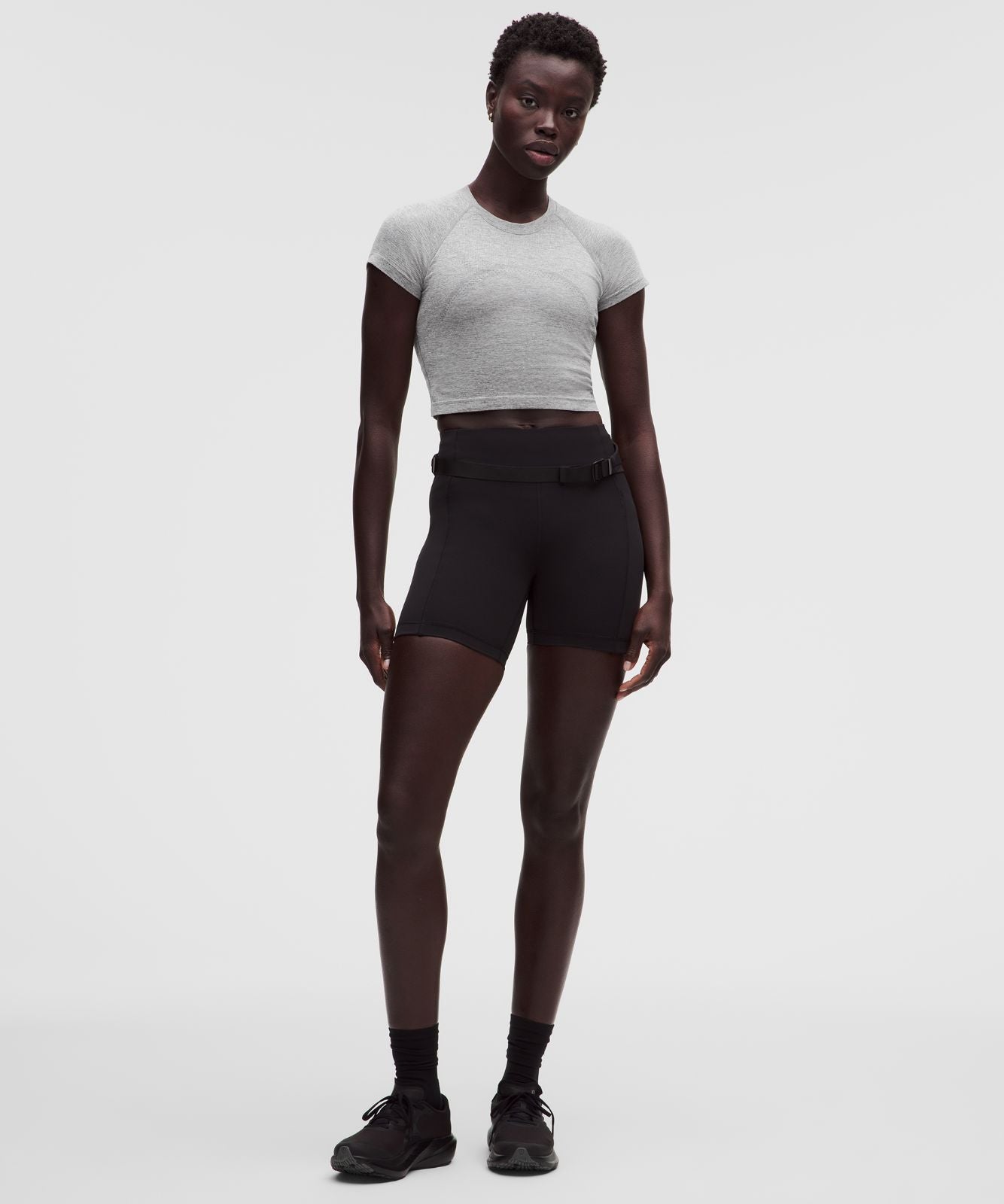Swiftly Tech Cropped Short-Sleeve Shirt 2.0 Slate/White