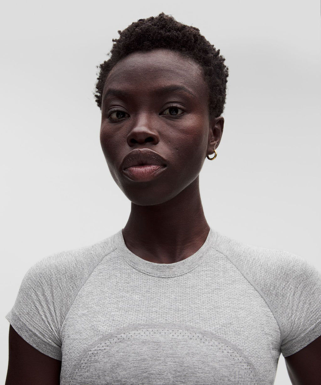 Swiftly Tech Cropped Short-Sleeve Shirt 2.0 Slate/White