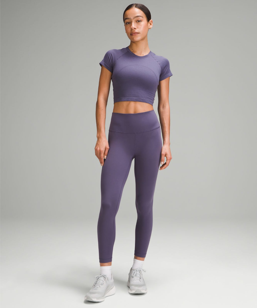 Swiftly Tech Cropped Short-Sleeve Shirt 2.0 Nightfall/Nightfall