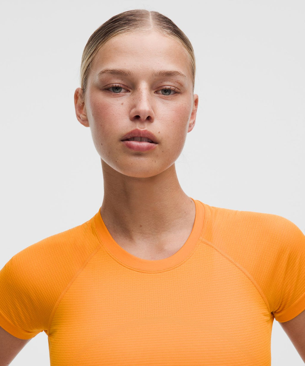 Swiftly Tech Cropped Short-Sleeve Shirt 2.0 Citrus Sizzle Tone/Citrus Sizzle Tone
