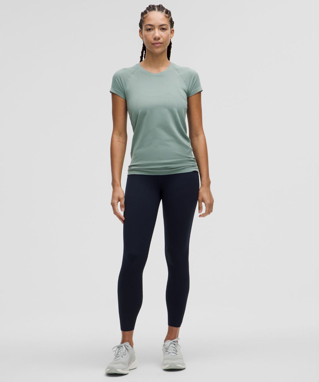 Swiftly Tech Short-Sleeve Shirt 2.0 *Hip Length Crater Blue/Crater Blue