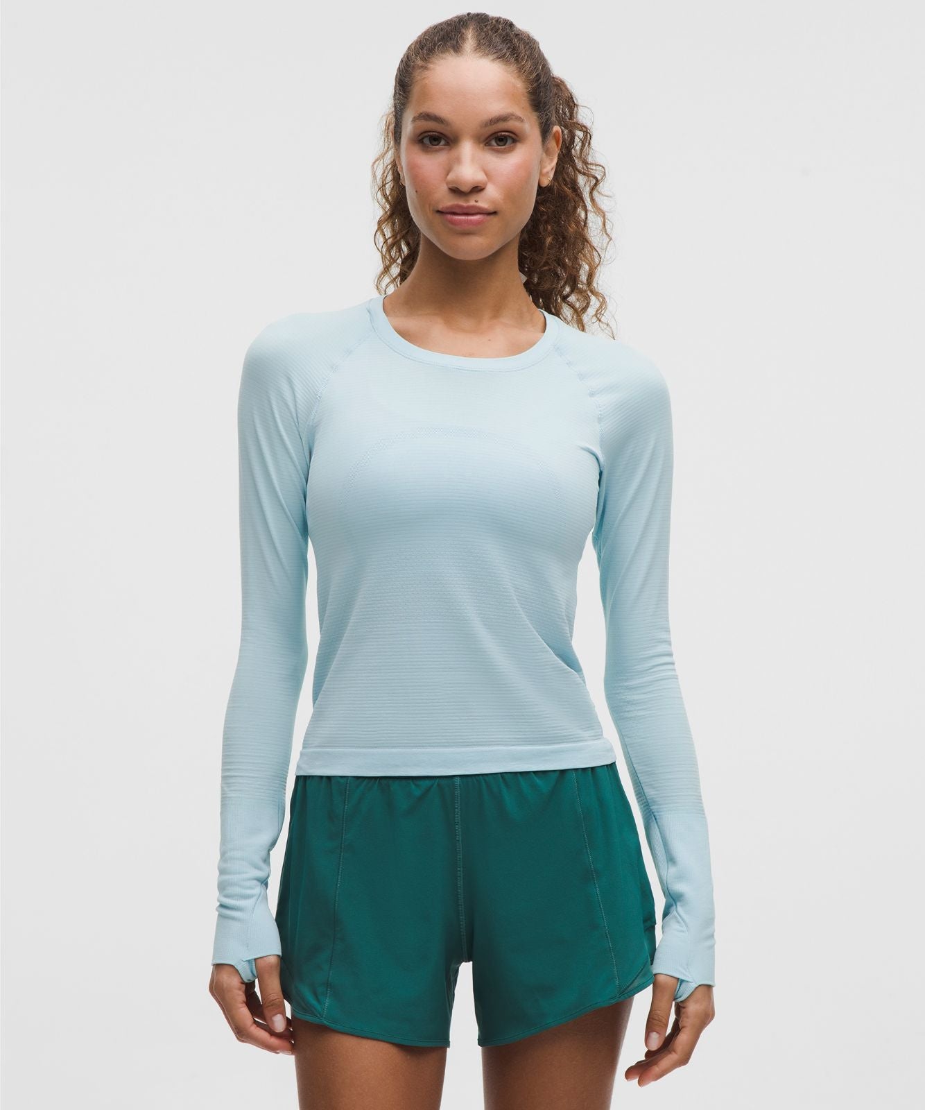 Swiftly Tech Long-Sleeve Shirt 2.0 *Waist Length Foam Cloud/Foam Cloud